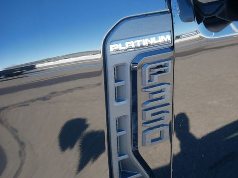Used 2025 Ford F350 Platinum image 17