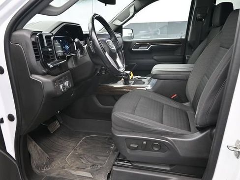 Used 2023 GMC Sierra 1500 Elevation w/ Preferred Package AWD/4WD image 16