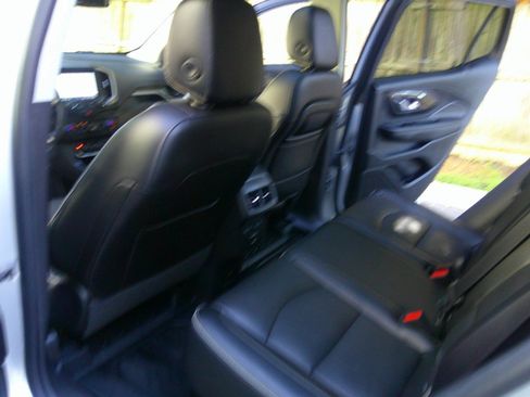 Used 2020 GMC Terrain Denali w/ Denali Premium Package AWD/4WD image 59