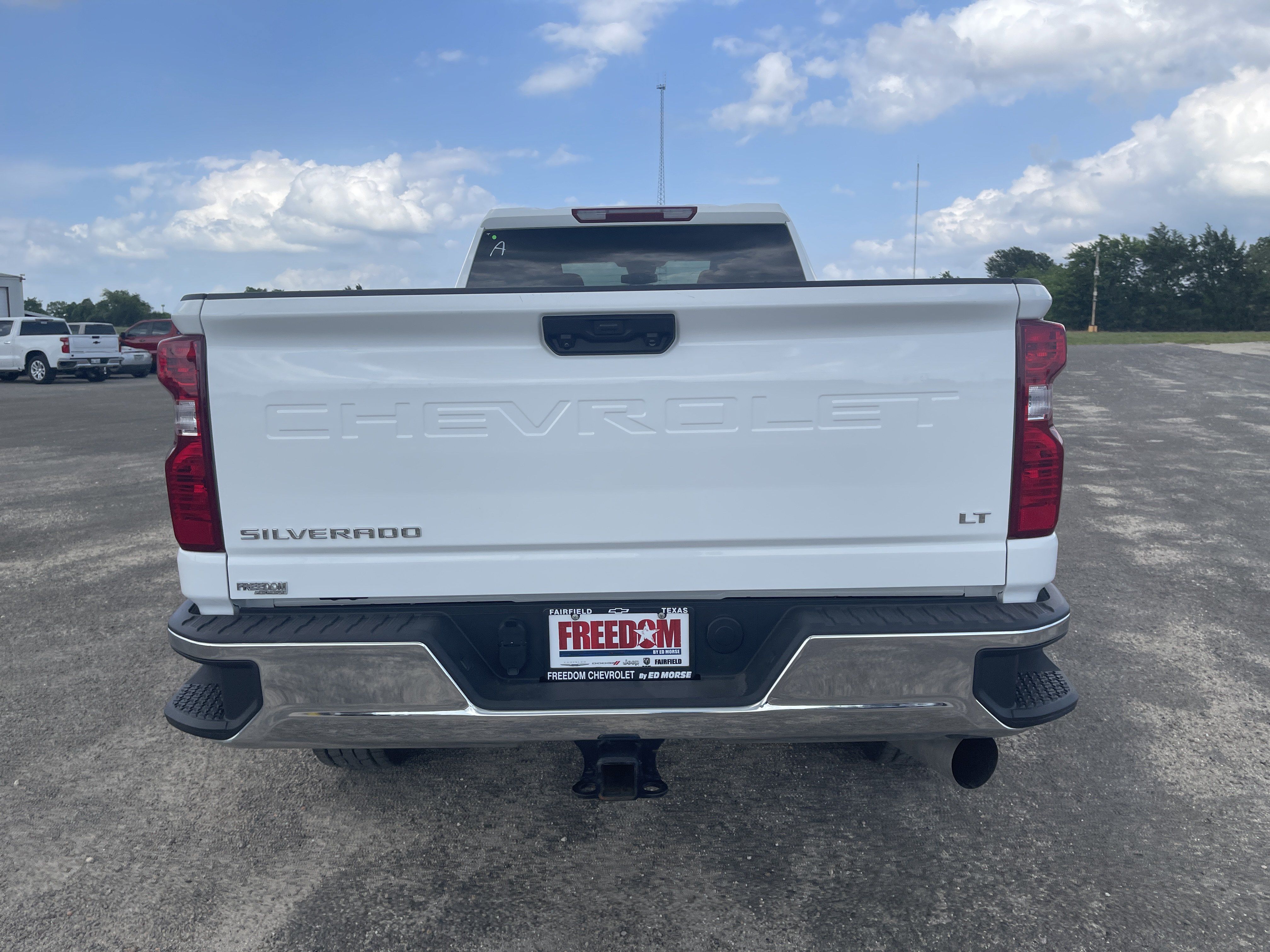 Used 2025 Chevrolet Silverado 3500 LT w/ Convenience Package AWD/4WD image 5