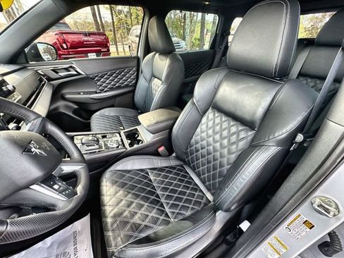 Used 2023 Mitsubishi Outlander SEL image 20