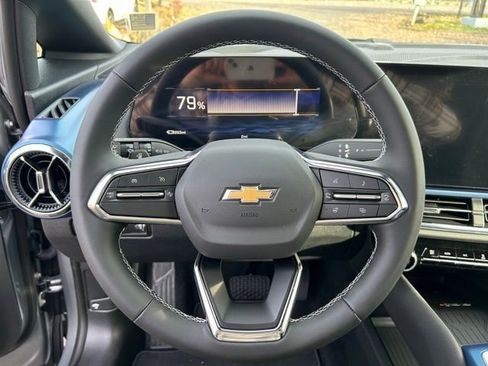 New 2026 Chevrolet Equinox EV LT image 20