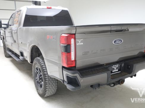 Used 2023 Ford F350 XLT w/ XLT Premium Package AWD/4WD image 2