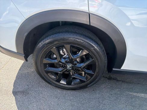 Used 2023 Honda HR-V Sport image 5