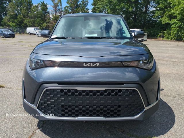 Used 2025 Kia Soul LX w/ LX Technology Package FWD image 10