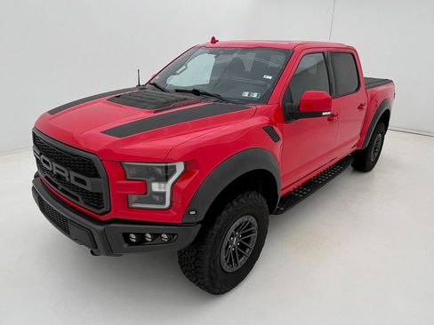Used 2020 Ford F150 Raptor w/ Equipment Group 802A Luxury image 4