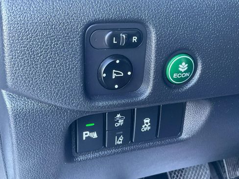 Used 2019 Honda Pilot Touring image 41