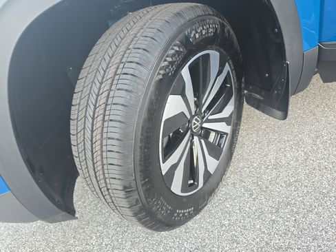 New 2025 Volkswagen Atlas Cross Sport SE image 29