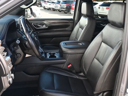 Used 2021 Chevrolet Tahoe Z71 w/ Z71 Signature Package image 17