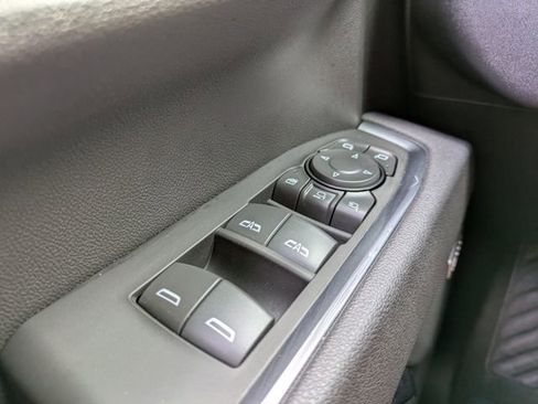 Used 2025 Chevrolet Silverado 2500 LTZ w/ LTZ Convenience Package image 25