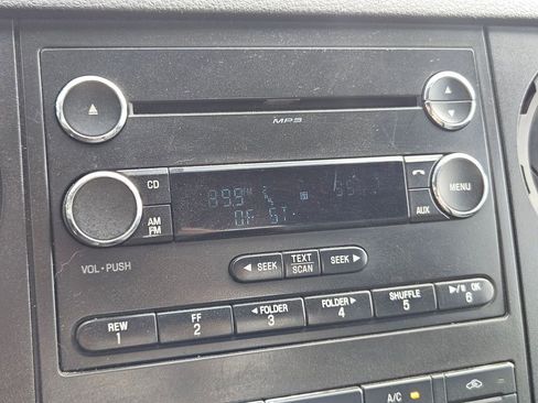 Used 2016 Ford F450 XL w/ Power Equipment Group image 21