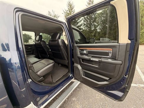 Used 2017 RAM 2500 Laramie w/ Snow Chief Group AWD/4WD image 15