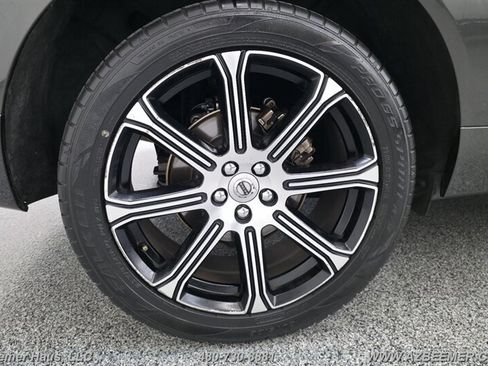 Used 2019 Volvo XC60 T5 Inscription FWD image 39