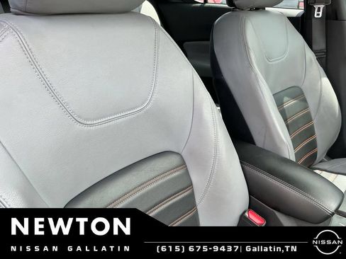 Used 2024 Nissan Kicks SR w/ SR Premium Package FWD image 8
