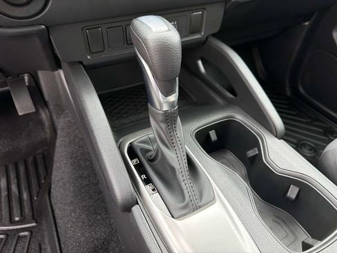 Used 2025 Nissan Frontier S image 30