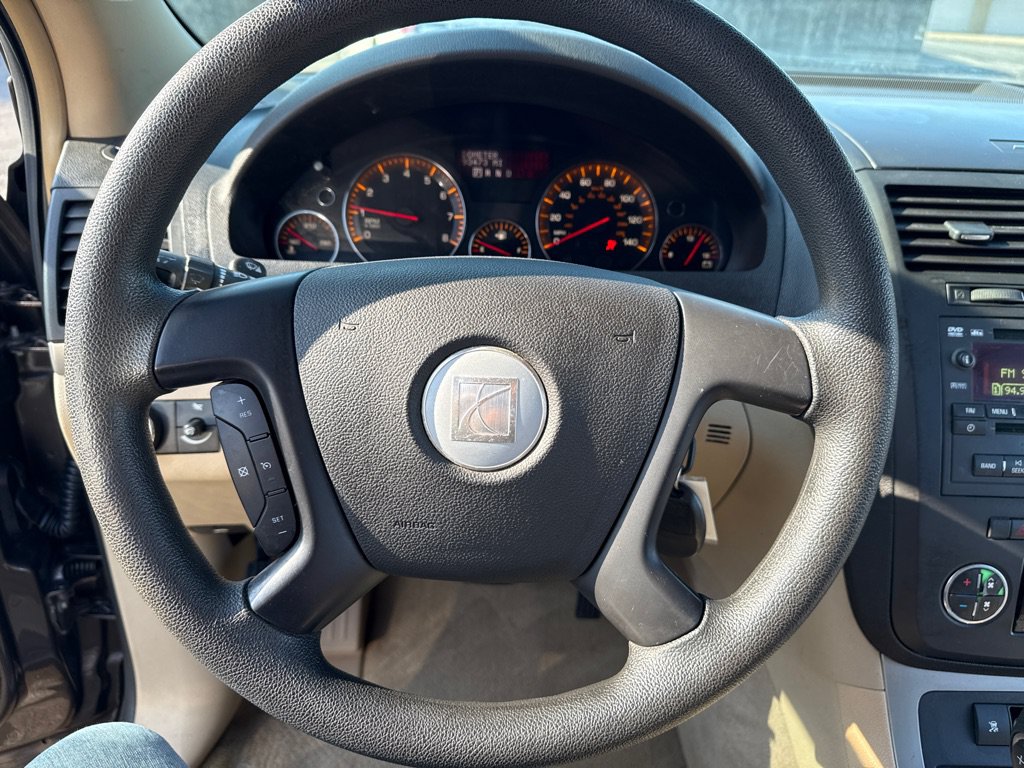 Used 2007 Saturn Outlook XE w/ Advanced Audio Pkg FWD image 16