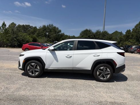 Used 2025 Hyundai Tucson SEL AWD/4WD image 3