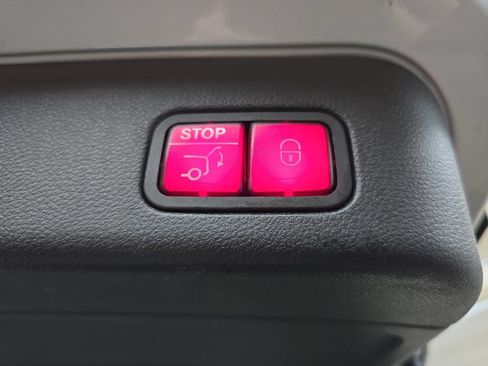 Used 2015 Mercedes-Benz ML 350 4MATIC image 16