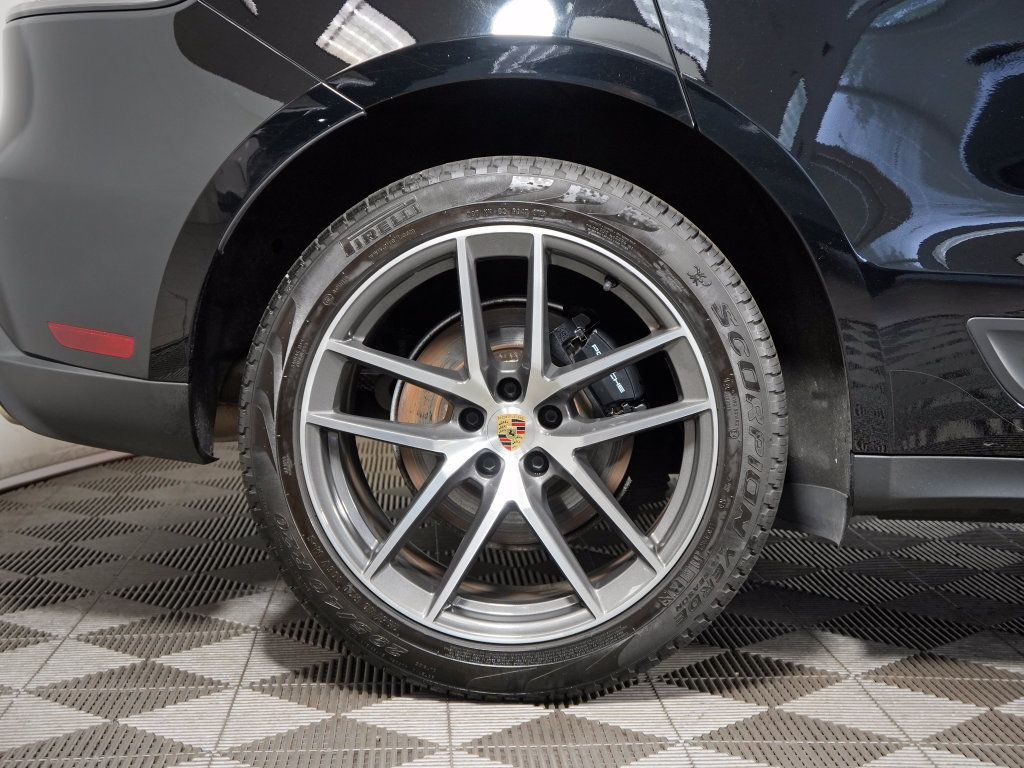 Used 2024 Porsche Macan w/ Premium Plus Package AWD/4WD image 15