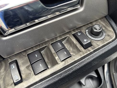 Used 2016 Ford Expedition EL Limited image 16