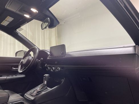 Used 2025 Honda CR-V Sport image 14