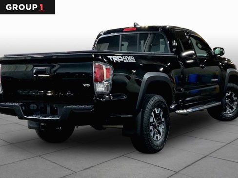 Certified 2022 Toyota Tacoma TRD Off-Road w/ TRD Premium Off Road Package AWD/4WD image 13