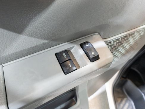Used 2013 Ford E-150 and Econoline 150 w/ PWR Group RWD image 17