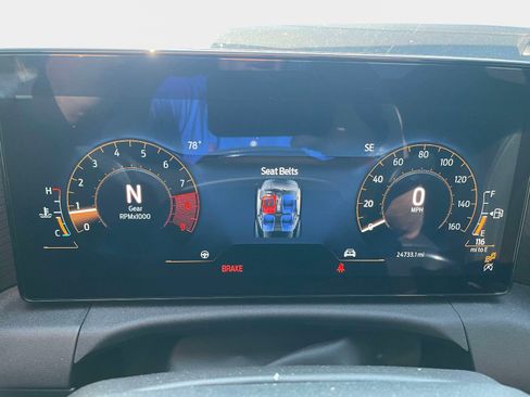 Used 2024 Ford Mustang GT RWD image 11