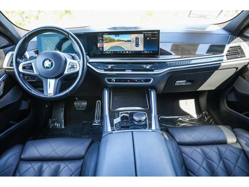 Used 2025 BMW X6 xDrive40i AWD/4WD image 12