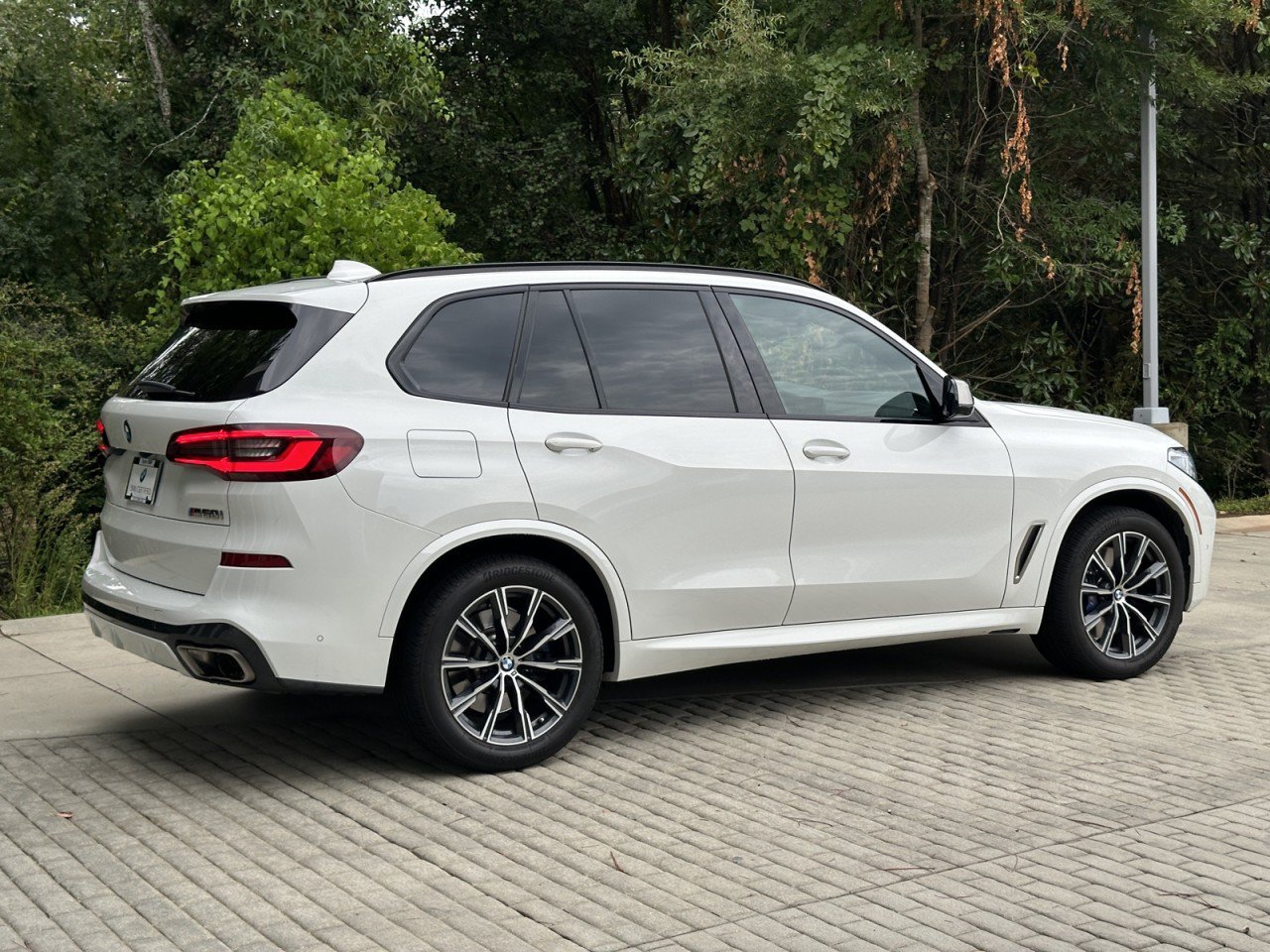 Used 2023 BMW X5 M50i AWD/4WD image 7