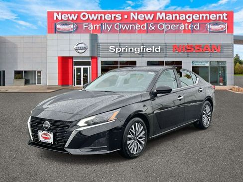 Certified 2023 Nissan Altima 2.5 SV image 2