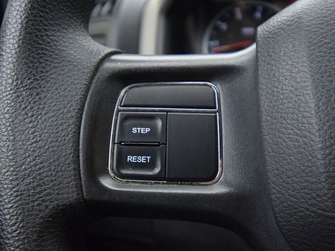 Used 2012 RAM 1500 Express AWD/4WD image 27