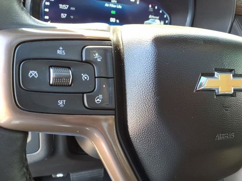 Used 2023 Chevrolet Tahoe High Country AWD/4WD image 14