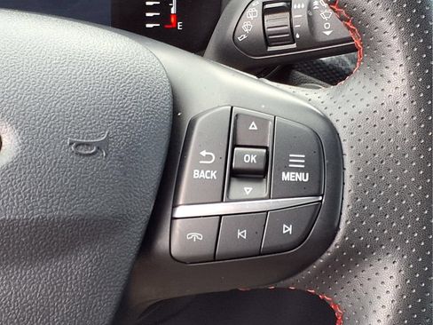 Used 2024 Ford Escape ST-Line FWD image 17