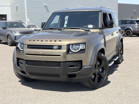 Used 2023 Land Rover Defender 130 S AWD/4WD image 3