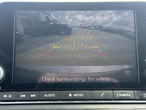 Used 2024 Nissan Rogue S AWD/4WD image 26