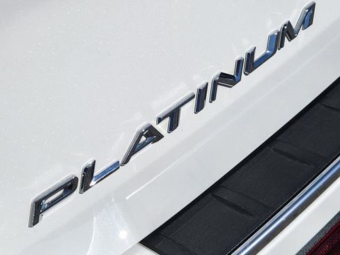 Certified 2023 Ford Explorer Platinum w/ Technology Package AWD/4WD image 21