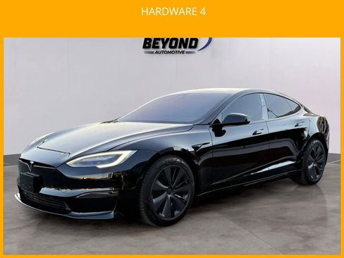 Used 2023 Tesla Model S Standard Range AWD/4WD image 1