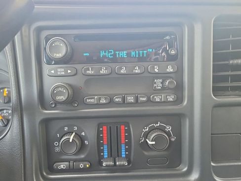 Used 2004 Chevrolet Silverado 1500 4x4 Regular Cab w/ Light Duty Power Package image 9