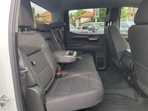 Used 2026 GMC Sierra 1500 Elevation image 25