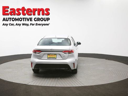 Used 2024 Toyota Corolla LE image 65