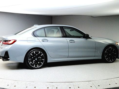 Used 2025 BMW 330i xDrive Sedan w/ M Sport Package image 7