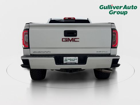 Used 2016 GMC Sierra 1500 Denali w/ Denali Ultimate Package AWD/4WD image 7