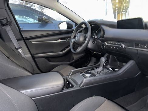 Used 2025 MAZDA MAZDA3 s image 2