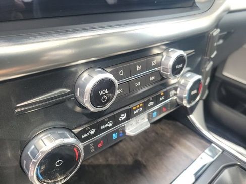 Used 2023 Ford F150 Lariat w/ Trailer Tow Package AWD/4WD image 18
