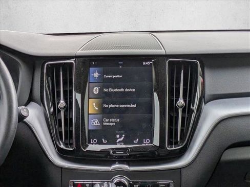 Used 2019 Volvo XC60 T6 Momentum w/ Protection Package Premier image 27