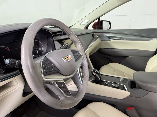 Used 2023 Cadillac XT5 Premium Luxury FWD image 19
