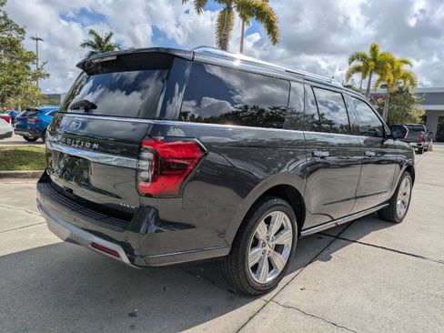 Certified 2023 Ford Expedition Max Platinum AWD/4WD image 4