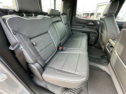 Certified 2025 GMC Sierra 1500 AT4X image 29