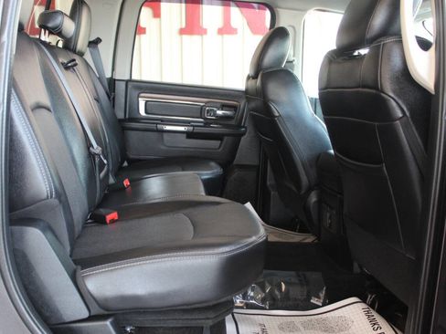 Used 2017 RAM 1500 Laramie w/ Convenience Group AWD/4WD image 11